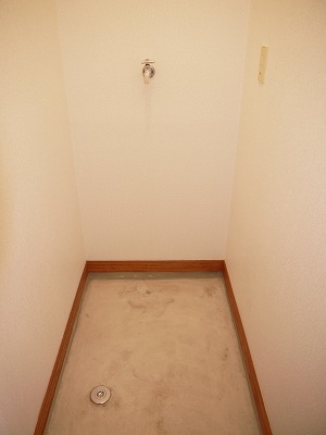 Other room space. Washing machine Storage