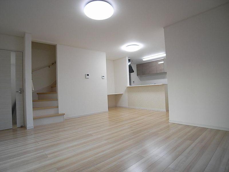 Living. LDK 18 Pledge of margin