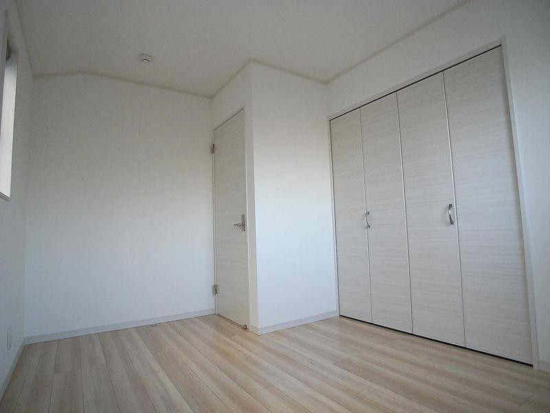 Non-living room. Western-style 5.5 Pledge (southwest side)