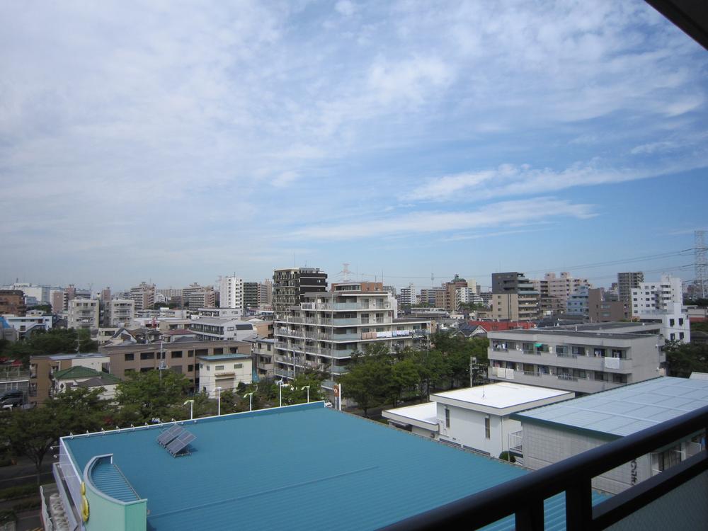 View photos from the dwelling unit. View from the site (August 2013) Shooting