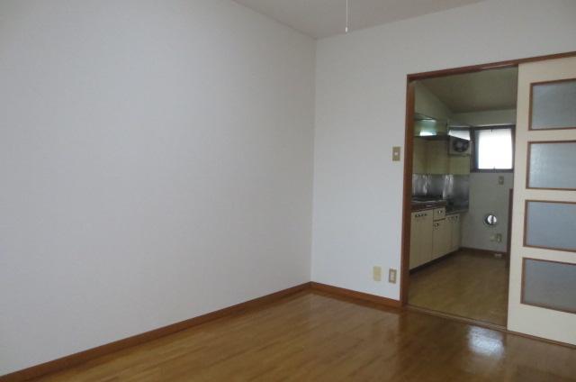 Living and room. Western-style 2