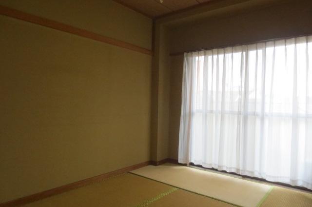 Living and room. Japanese-style room 1