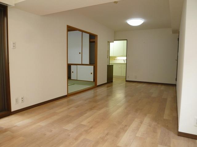 Living. Indoor (October 10, 2013) Shooting