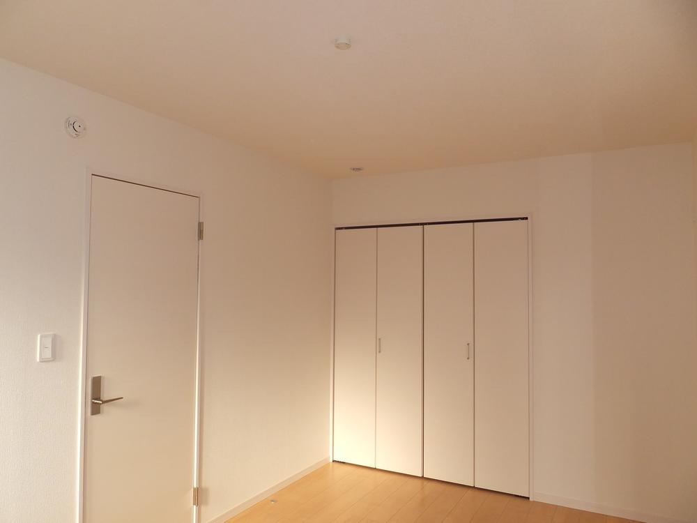 Non-living room. Local (January 2014) Shooting