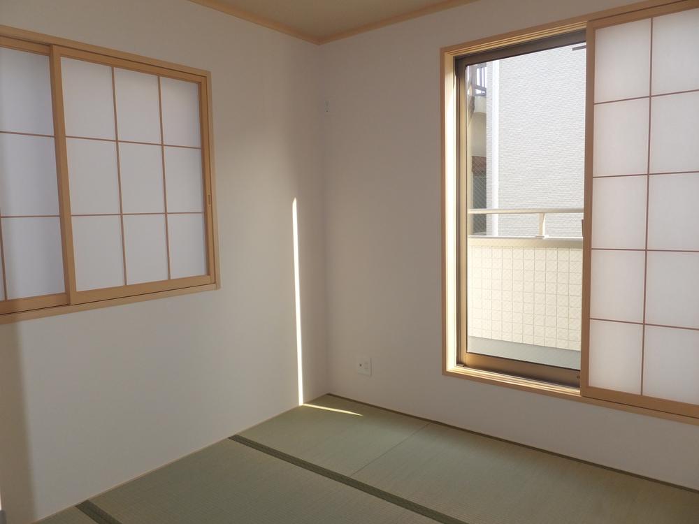 Non-living room. Local (January 2014) Shooting