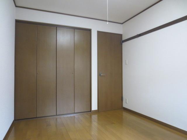 Living and room. Western-style 2