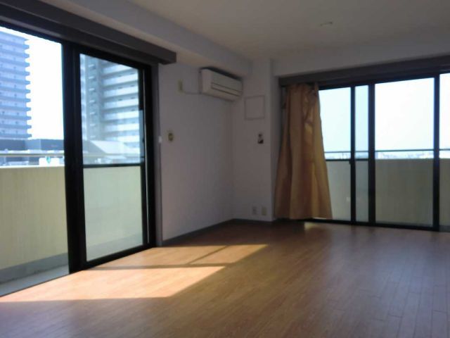 Living and room. Western style room