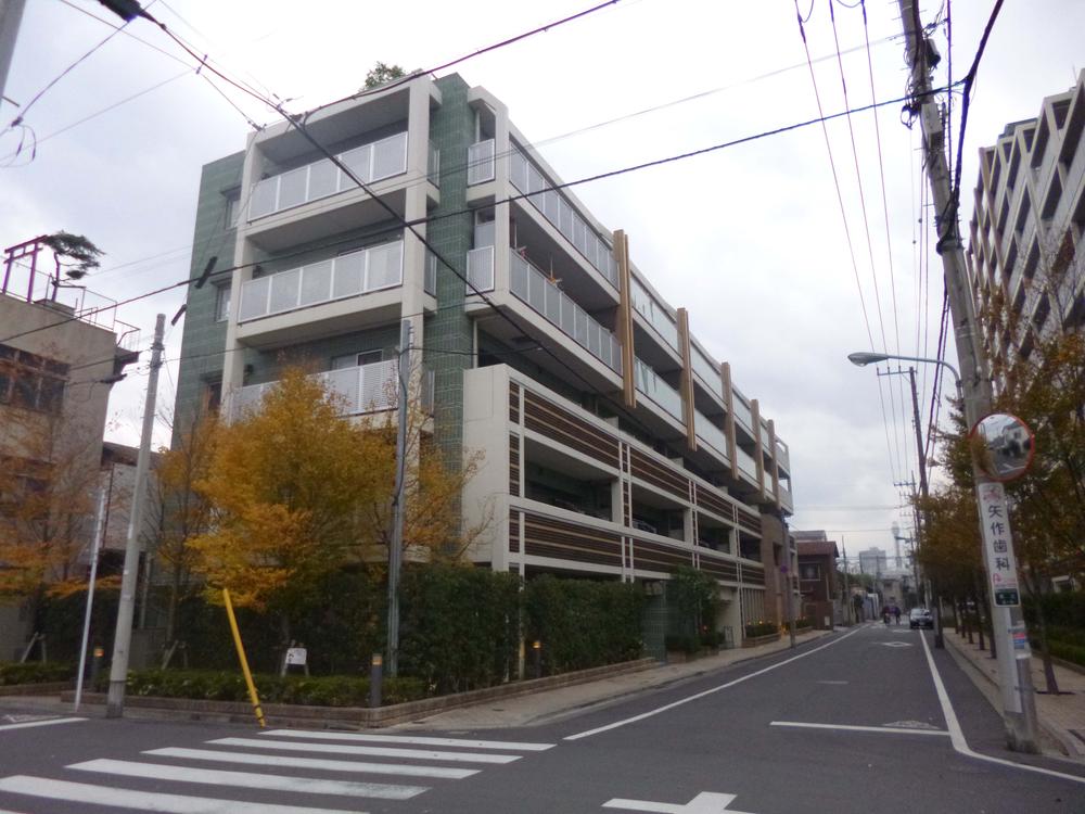 Local appearance photo. Local (February 2013) Shooting