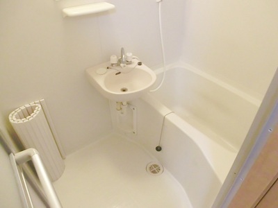 Bath. It is a 2-point unit bus. 