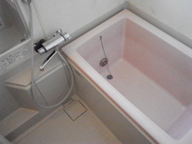 Bath. Bathroom (with Reheating function)