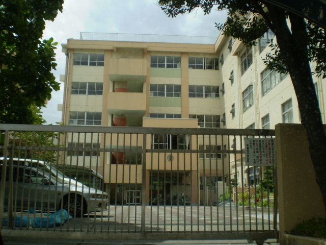 Junior high school. Municipal Higashikasai 660m up to junior high school (junior high school)