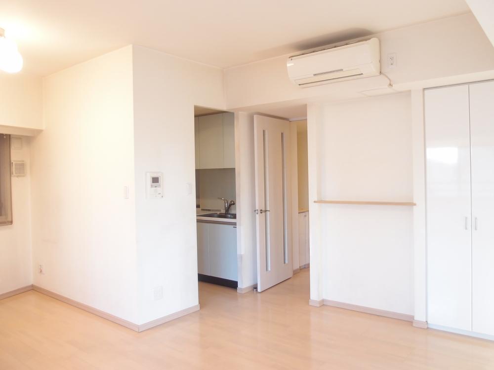 Living. Living-dining