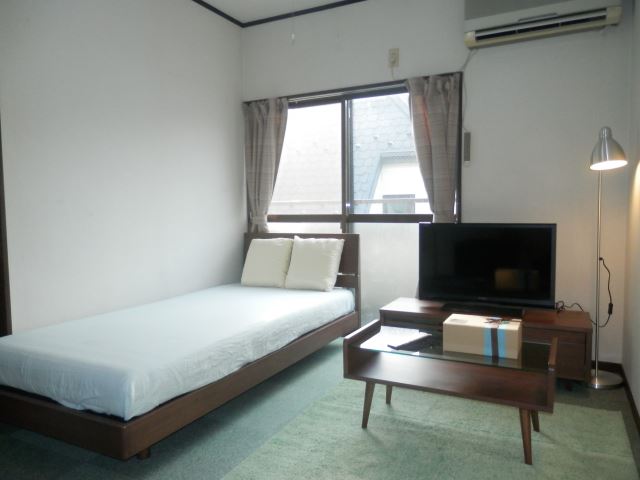 Living and room. room