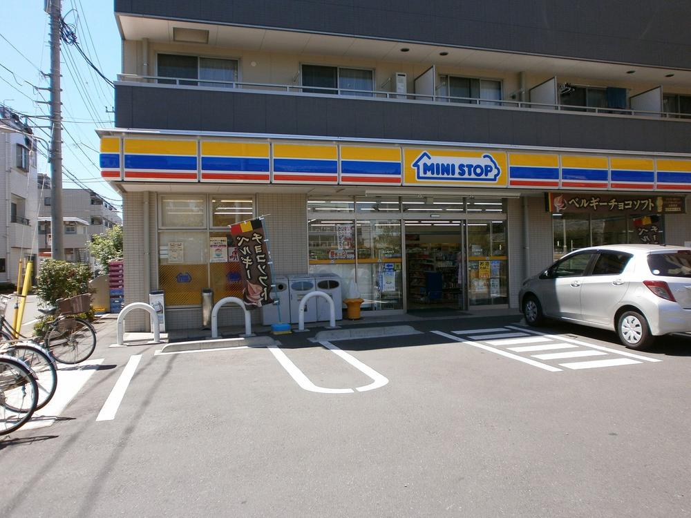 Other. MINISTOP ... 1 minute walk (about 10m)