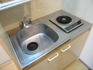 Toilet. There is a feeling of cleanliness. 