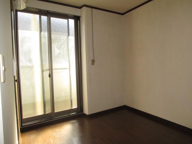 Living and room. Western-style 1