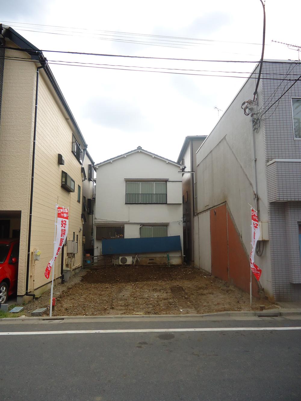 Local photos, including front road. Local (September 2013) Shooting