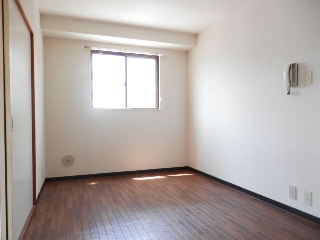 Living and room. room