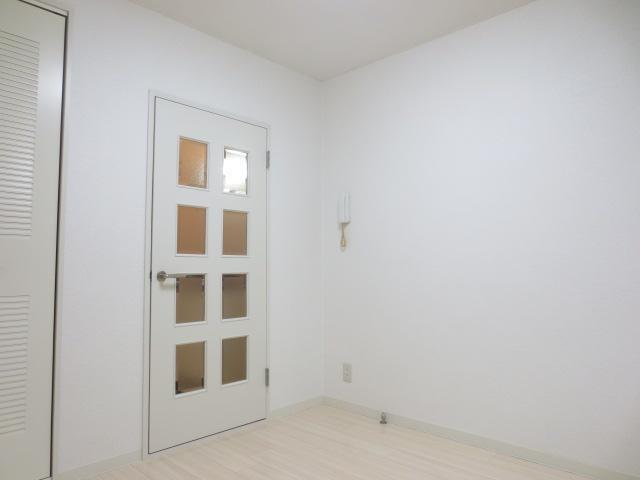 Living and room. Western-style 2