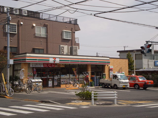 Other. Seven-Eleven Edogawa Shishibone shop