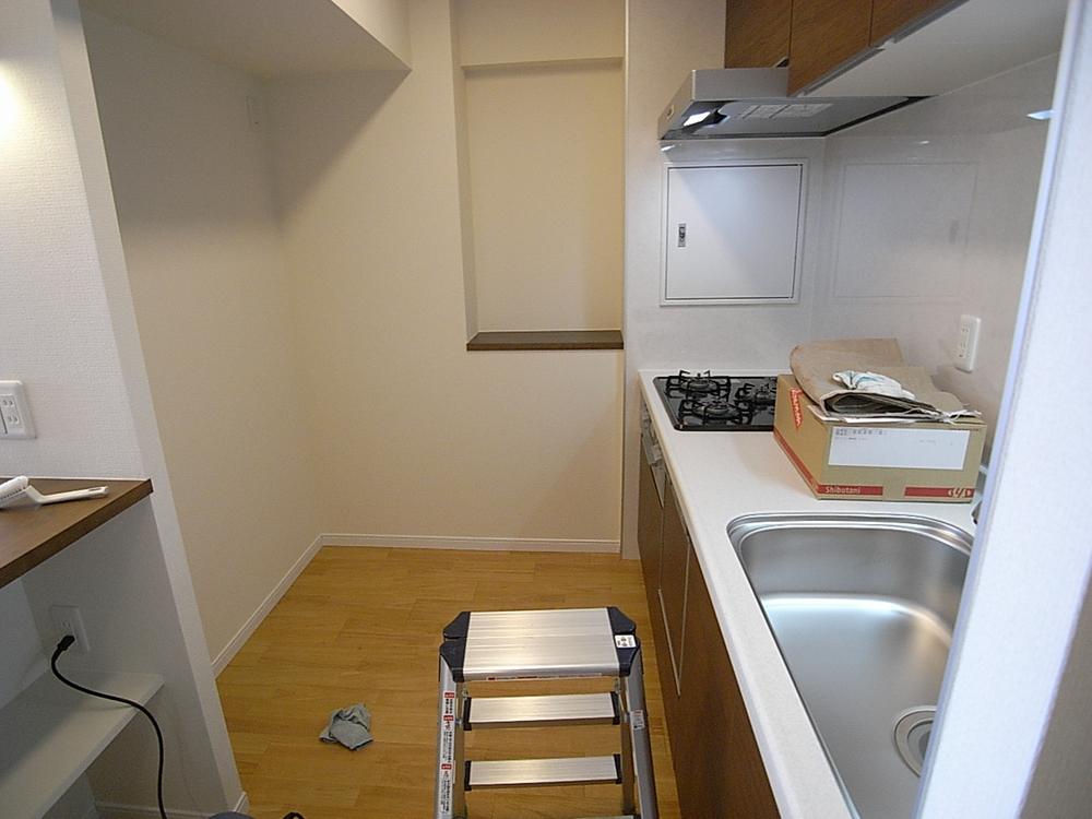 Kitchen. Room (May 2013) Shooting