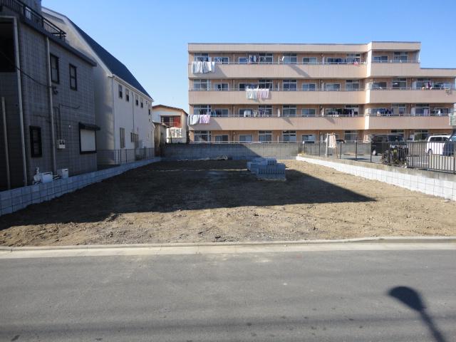 Local land photo. Local (11 May 2013) Shooting