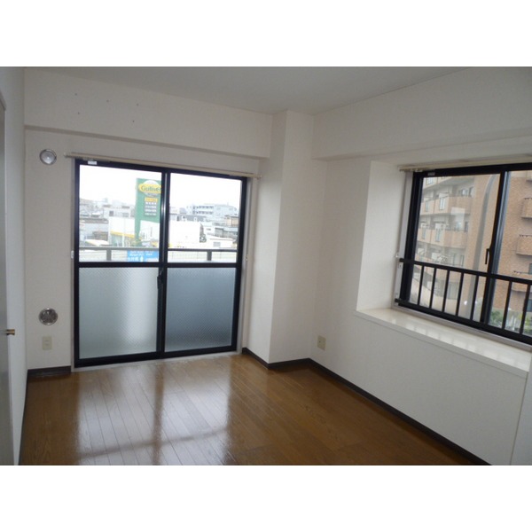 Other room space. Separate room