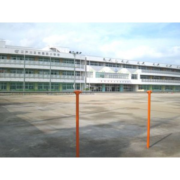 Primary school. 326m to Edogawa Ward Higashikasai elementary school (elementary school)