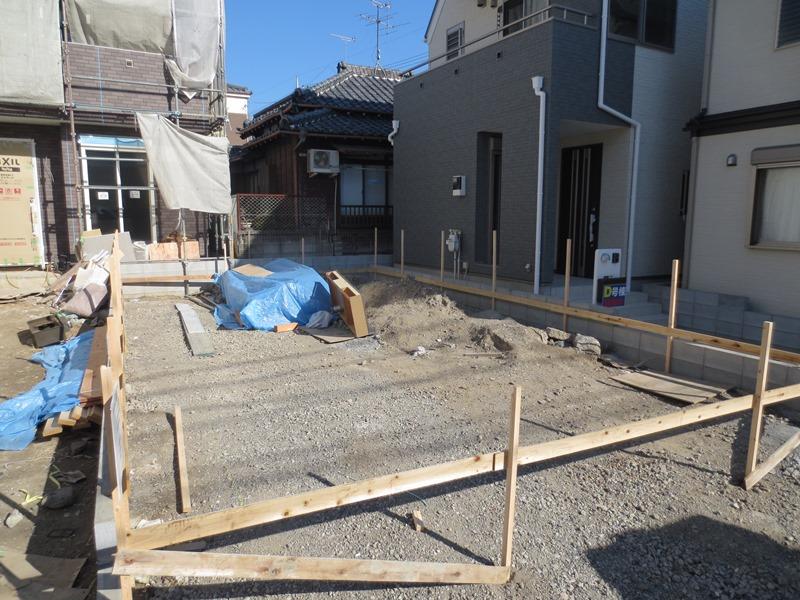 Local appearance photo. Local (12 May 2013) Shooting