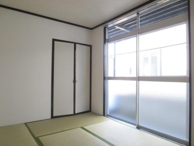 Living and room. Japanese-style room 1