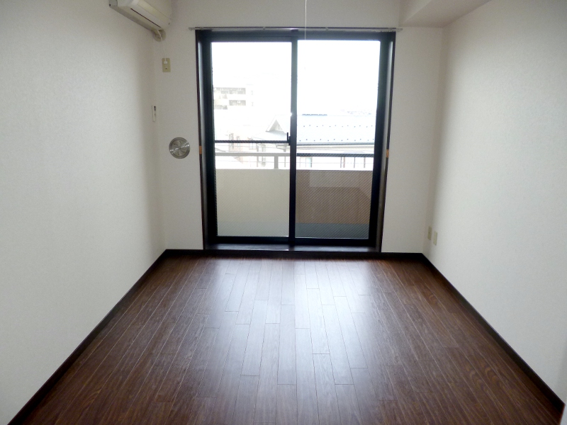 Other room space. Balcony side Western-style 1