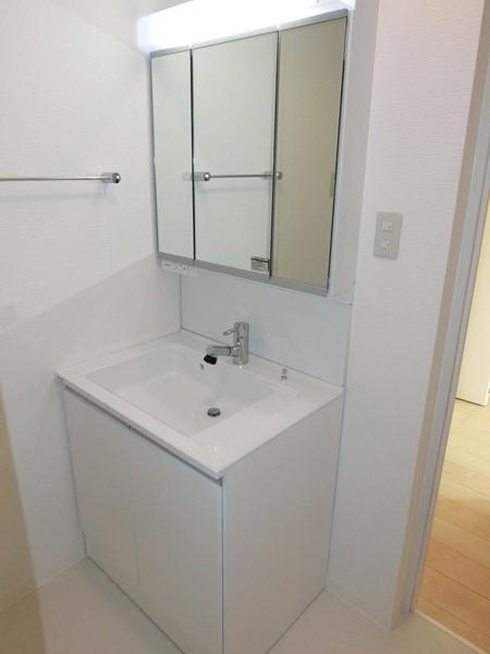 Edogawa-ku, Tokyo Nakakasai 5