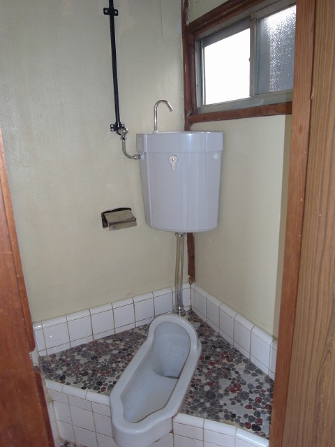 Toilet