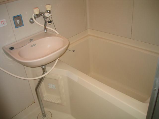 Bath. Bathroom (the same type)