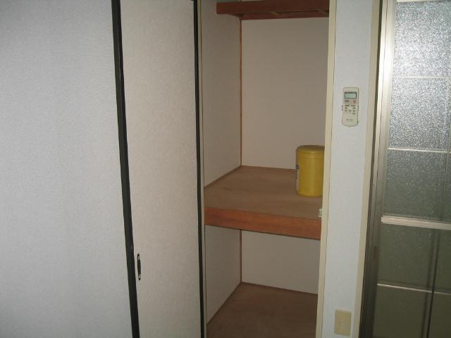 Receipt. Storage (the same type)