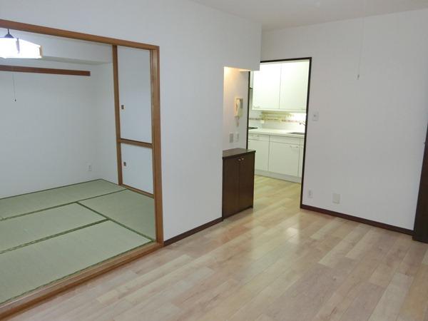 Living. Indoor (11 May 2013) Shooting