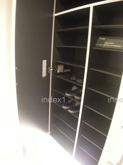 Receipt. There plenty of shoe storage!