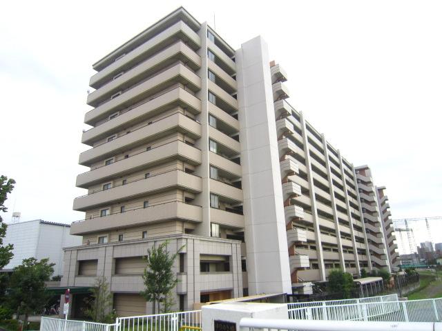 Local appearance photo. Local (12 May 2013) Shooting