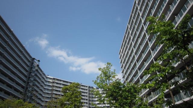 Local appearance photo. "Sumitomo Realty & Development Building Service Co., Ltd." management