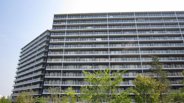 Local appearance photo. II Building and III building