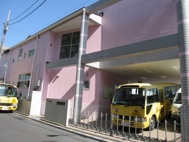kindergarten ・ Nursery. Cedar child scholarship kindergarten (kindergarten ・ 244m to the nursery)