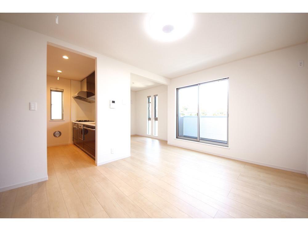 Living. Indoor (11 May 2013) Shooting