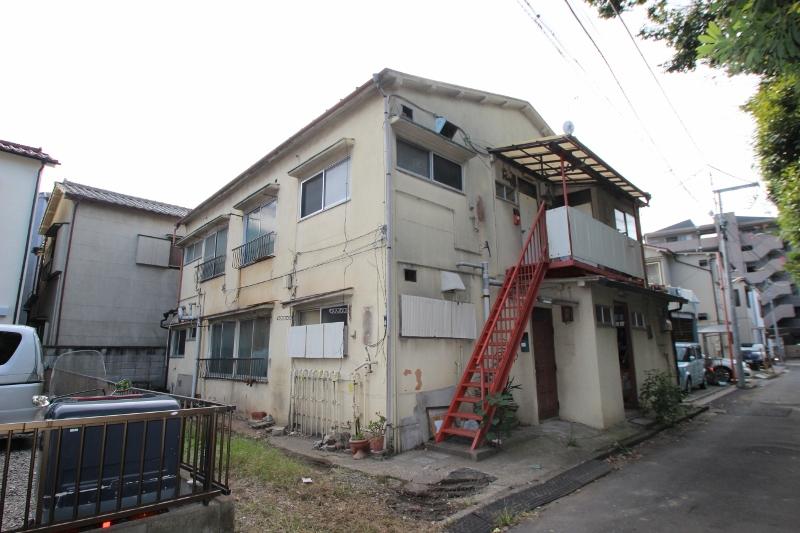 Local photos, including front road. Local (10 May 2013) Shooting