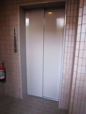 Other common areas. Lifts