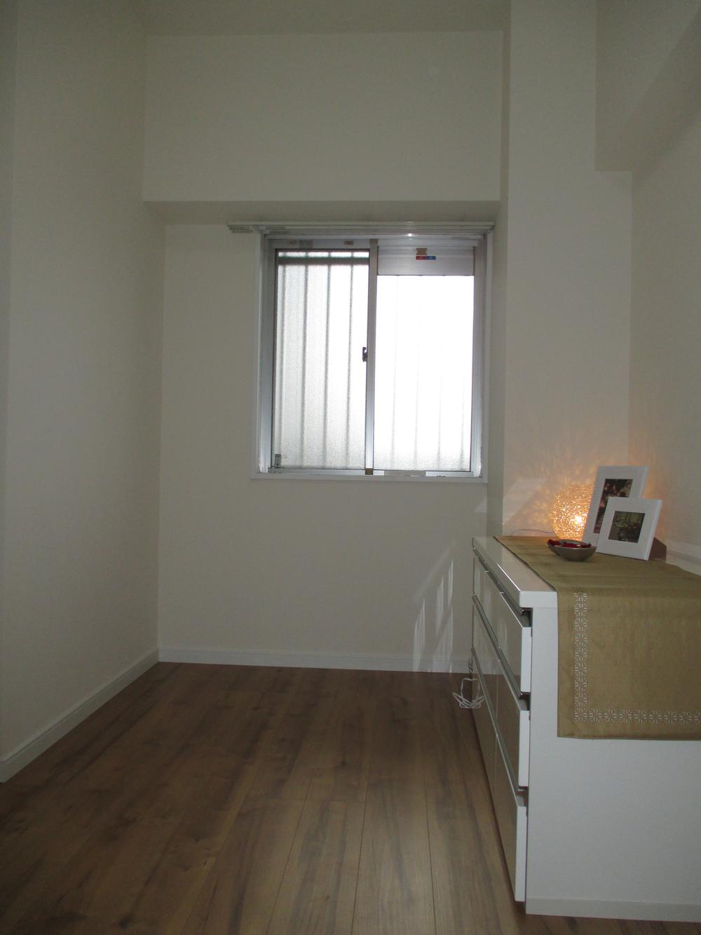 Other. Western-style 4.5 Pledge