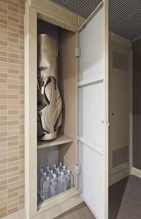 Receipt.  [All houses with trunk room] Prepare a trunk room in each dwelling unit. For convenient storage of those bulky, such as outdoor items that do not usually use.