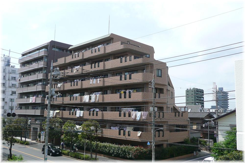 Local appearance photo