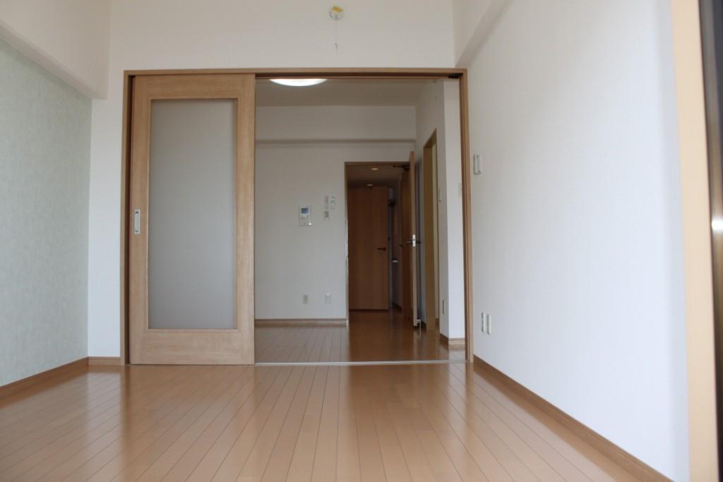 Living and room. Southwest side Western-style