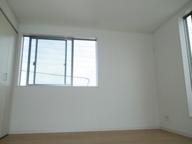 Non-living room. It will be on the third floor Western-style