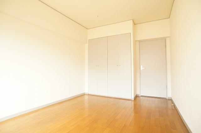 Non-living room. Western-style 6.1 tatami